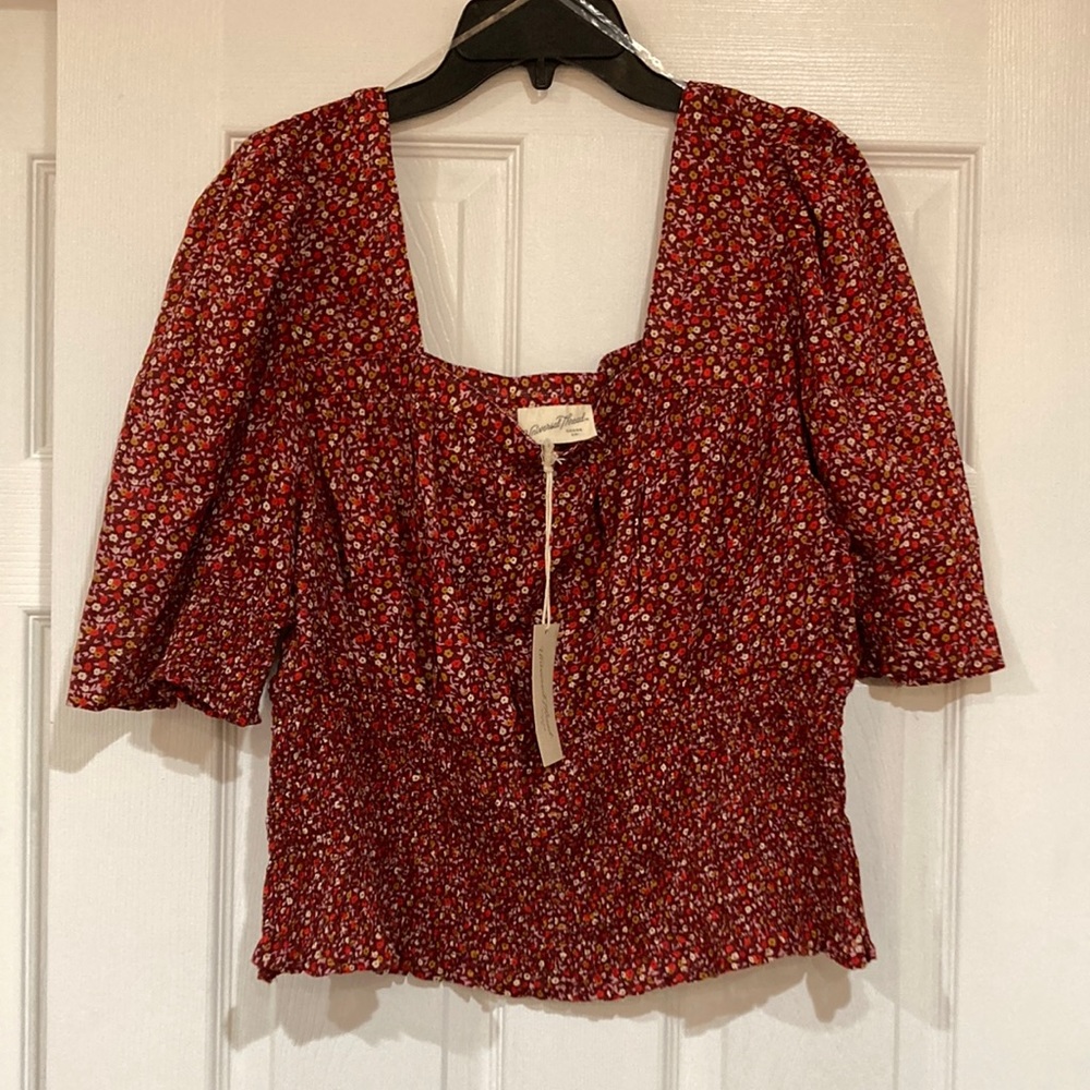 Women’s puff elbow sleeve smocked fitted blouse